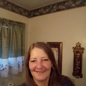 Meet your Posher, Deb
